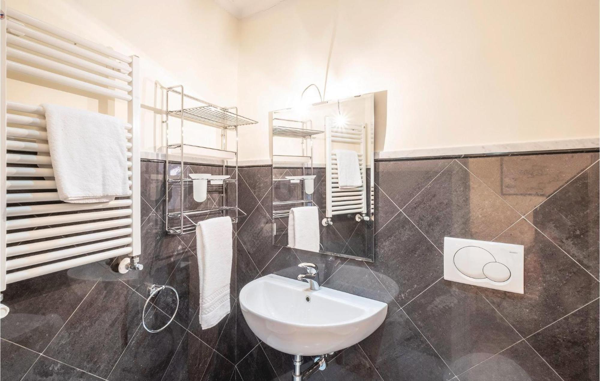 Camuri Apartment Levanto Luaran gambar